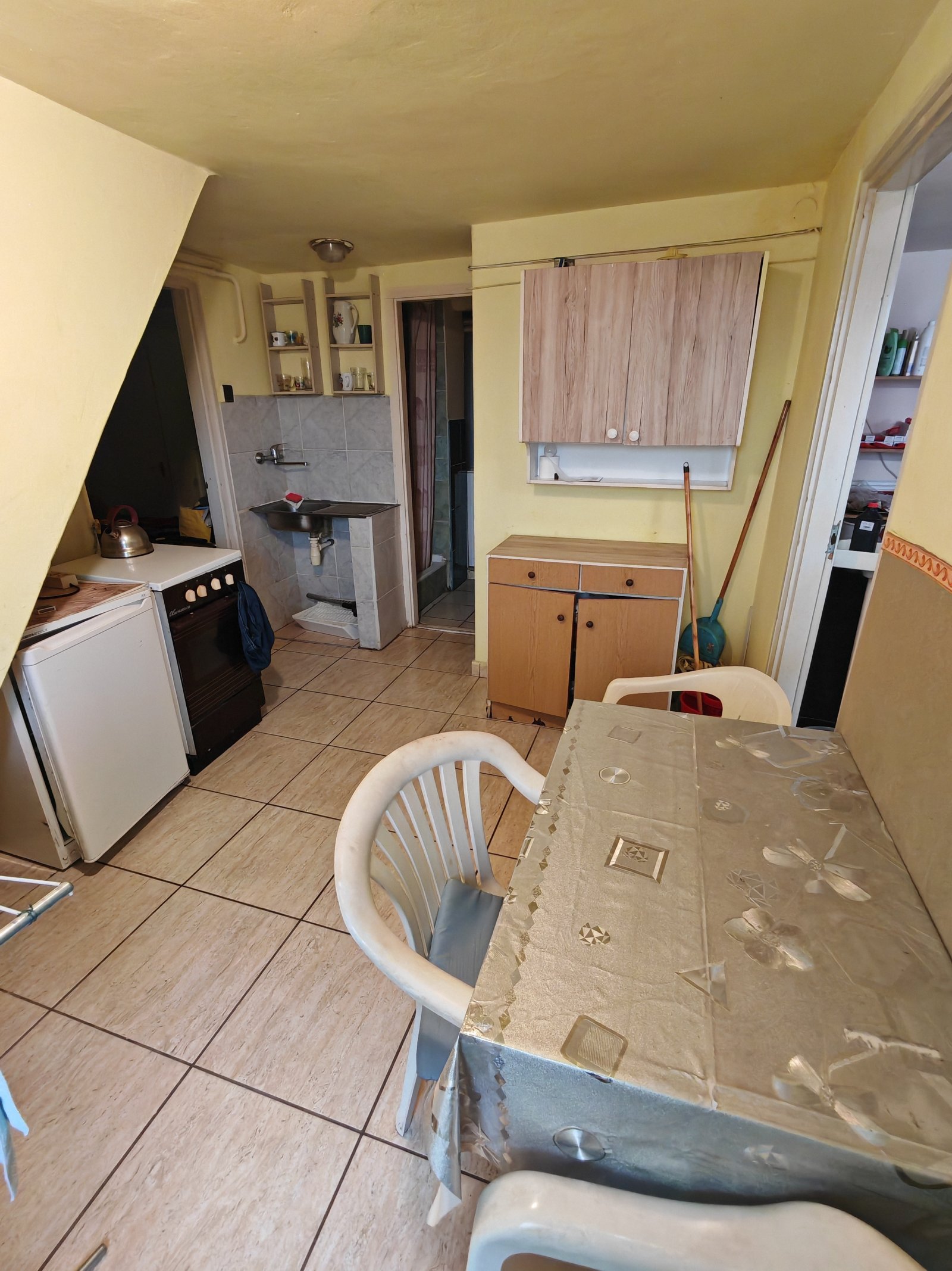 3-stöckiges Familienhaus in bevorzugter, ruhiger Wohnlage Nähe Thermalbad Héviz (ABA-CM203)