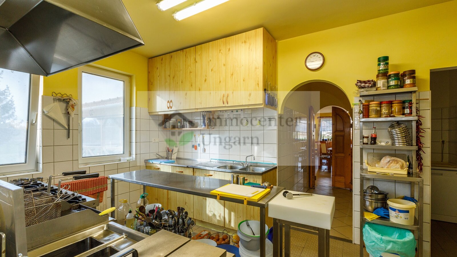 (BAA) Hervorragend eingeführtes Gasthaus mit 4 Fremdenzimmern im Zalatal