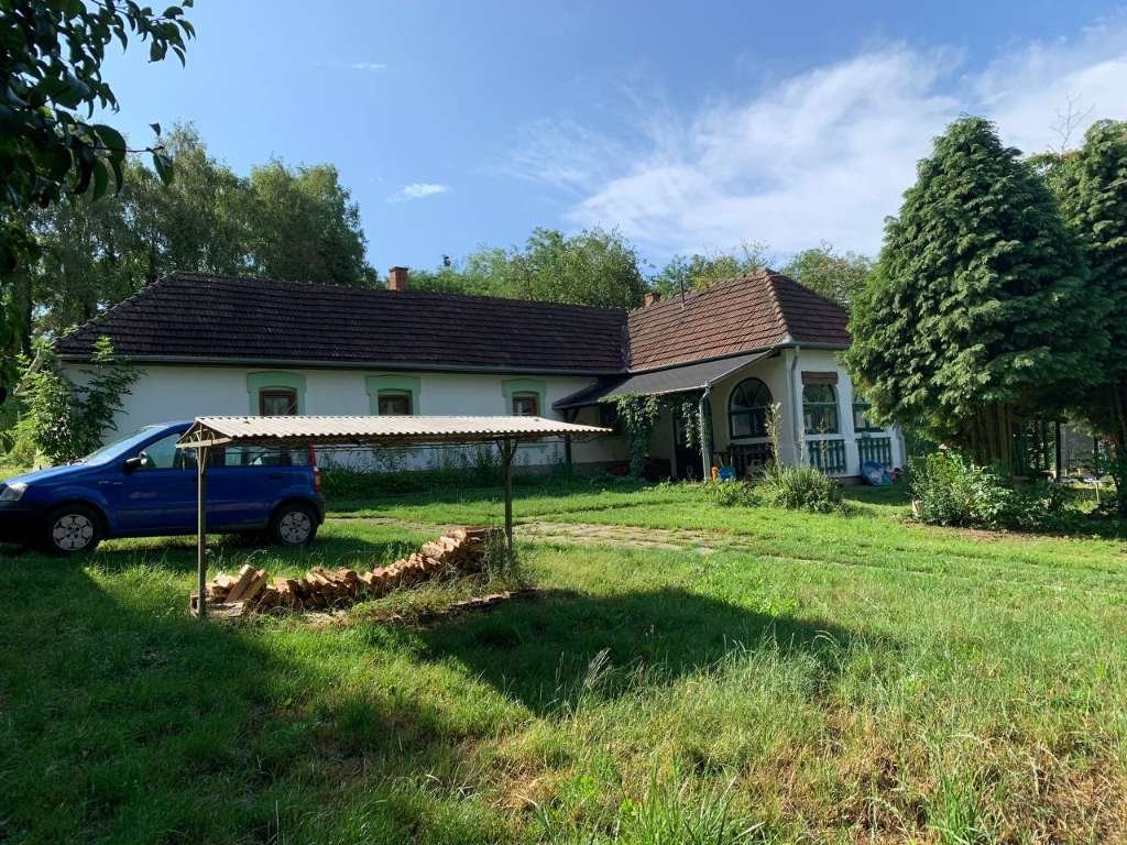 Nagykanizsa: Außergewöhnliches Anwesen in Alleinlage bei Nagykanizsa (AAA) 