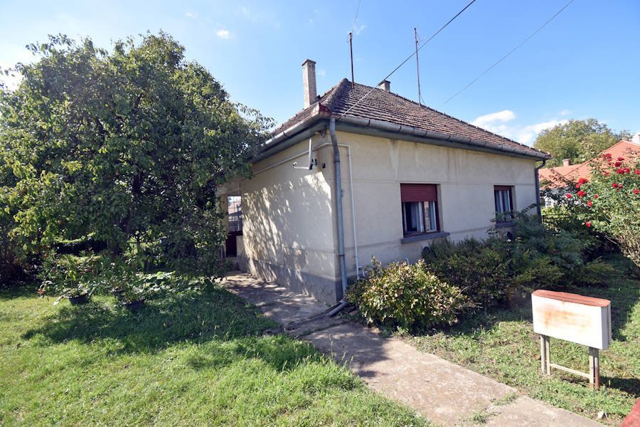 Nagyszakácsi: Landhaus mit viel Potential (BCA-FER0510) 