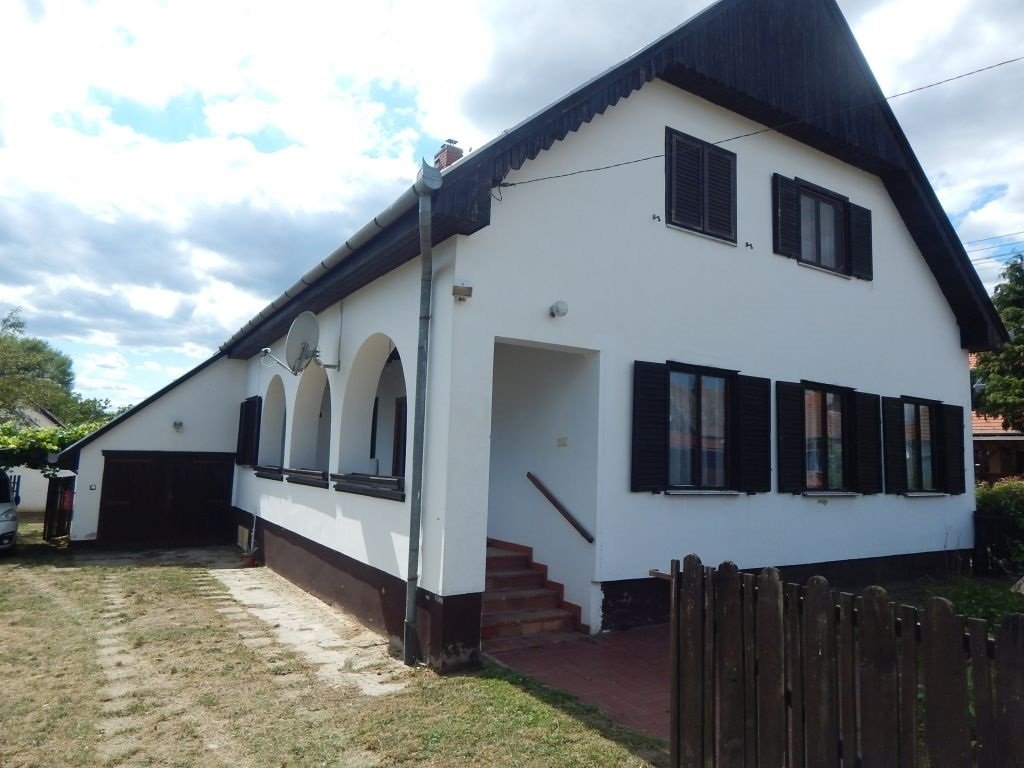 Egyházashetye: (AAA) Super gemütliches Landhaus in ruhiger Lage Nord-West-Ungarns 