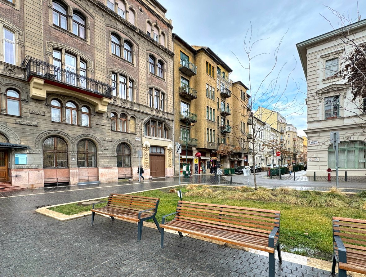 Budapest IX. kerület,: (AAB) Hochwertig sanierte Wohnung in fantastischer Lage von Budapest 