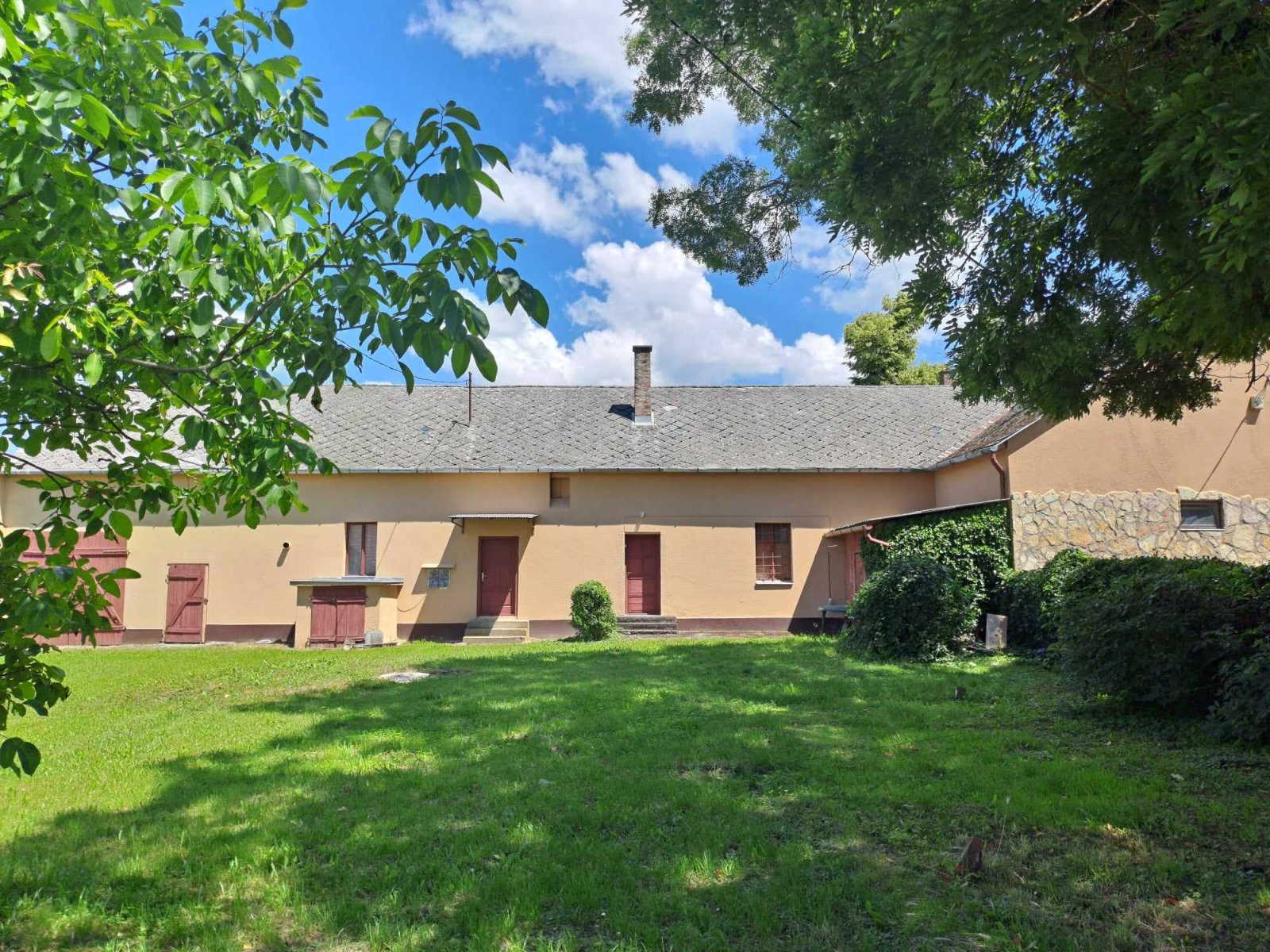 Lábod: (AAA) Großes Familienhaus in wunderschöner Lage Lábod: (AAA) Großes Familienhaus in wunderschöner Lage