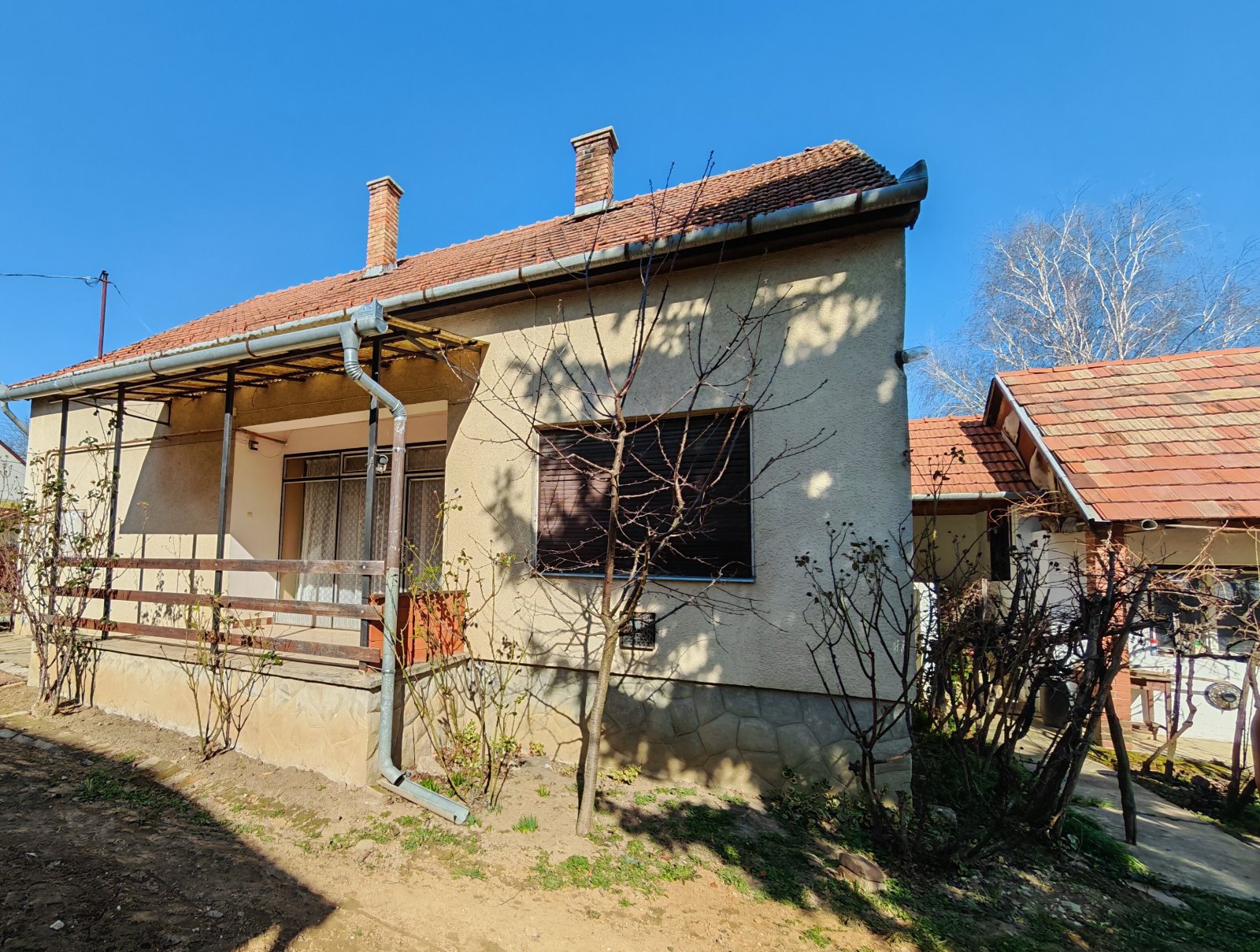 Marcali: (ABA) Teilrenoviertes Einfamilienhaus in ruhiger Lage 