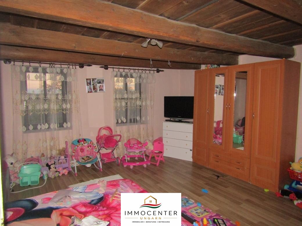 (BCA) Renovierungsbedürftiges Haus in ruhiger Umgebung