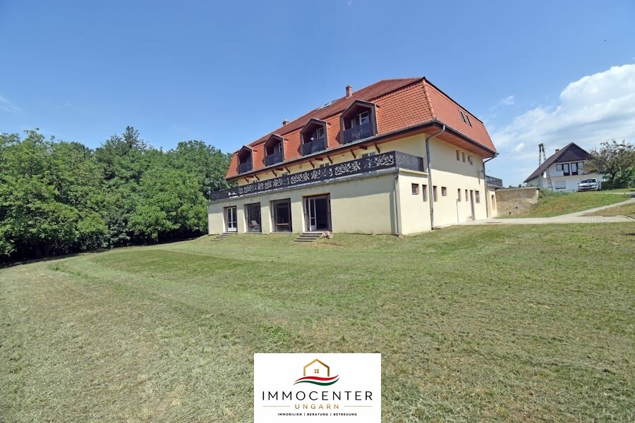 (ABA) Hotel-Pension in ruhiger Lage mit großem Grundstück & Teich