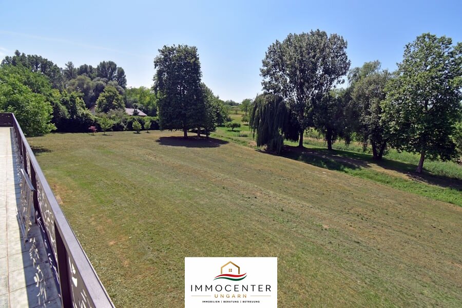 (ABA) Hotel-Pension in ruhiger Lage mit großem Grundstück & Teich