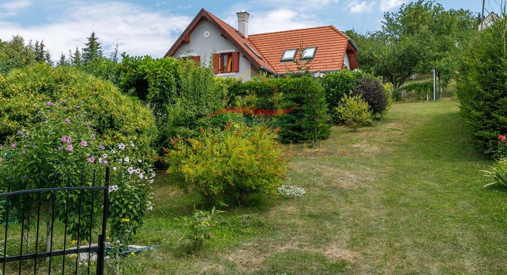(AAA) Landhaus in ruhiger Weinberglage bei Tapolca