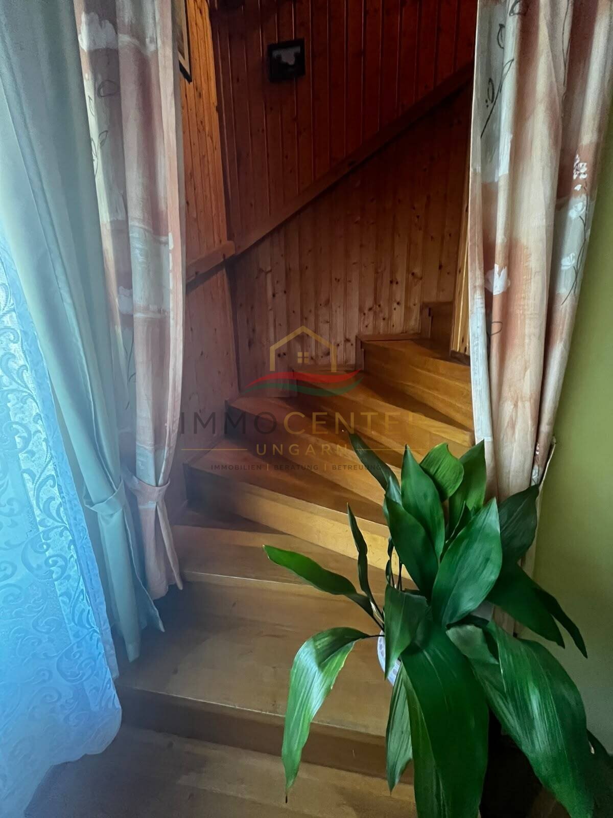 (ABA) Renoviertes Landhaus mit Einlieger-Wohnung & großem Grundstück