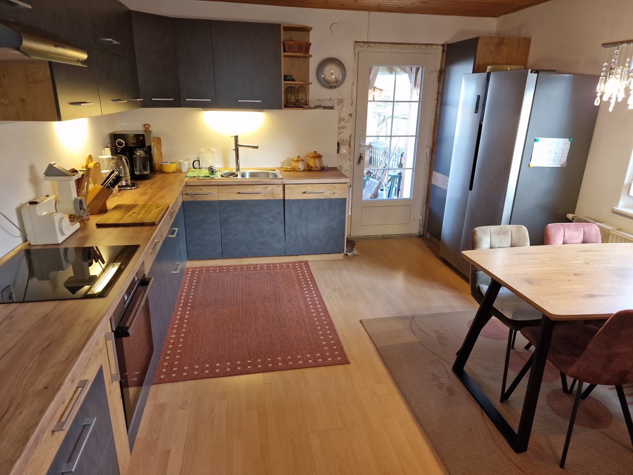 (BAA) Perfektes Zweifamilienhaus in hervorragendem Zustand mit großem Grundstück / Wald ideal für Selbstversorger