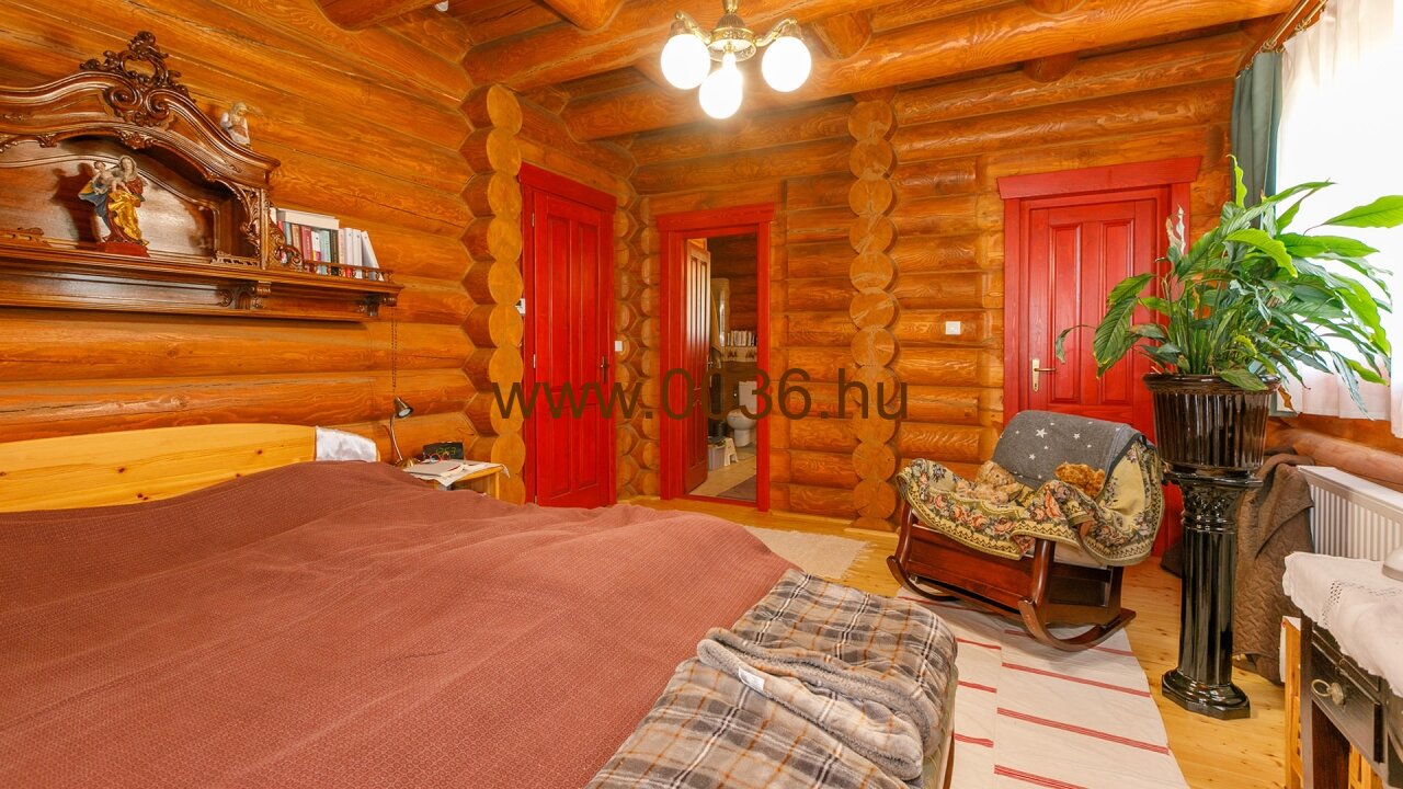 immocenter-ungarn-haus-kaufen-33563-Schlafzimmer2 immocenter-ungarn-haus-kaufen-33563-Schlafzimmer2