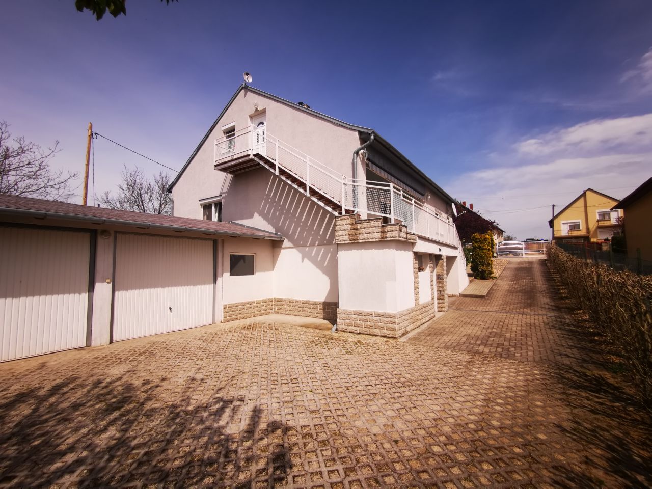 Cserszegtomaj: (AAA) Großes Landhaus mit Apartment u. viel Staufläche, auch ideal für Handwerk oder Büro Cserszegtomaj: (AAA) Großes Landhaus mit Apartment u. viel Staufläche, auch ideal für Handwerk oder Büro