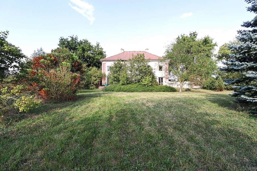 Hegyeshalom: (ACAB) Small hunting lodge on the border with Austria 