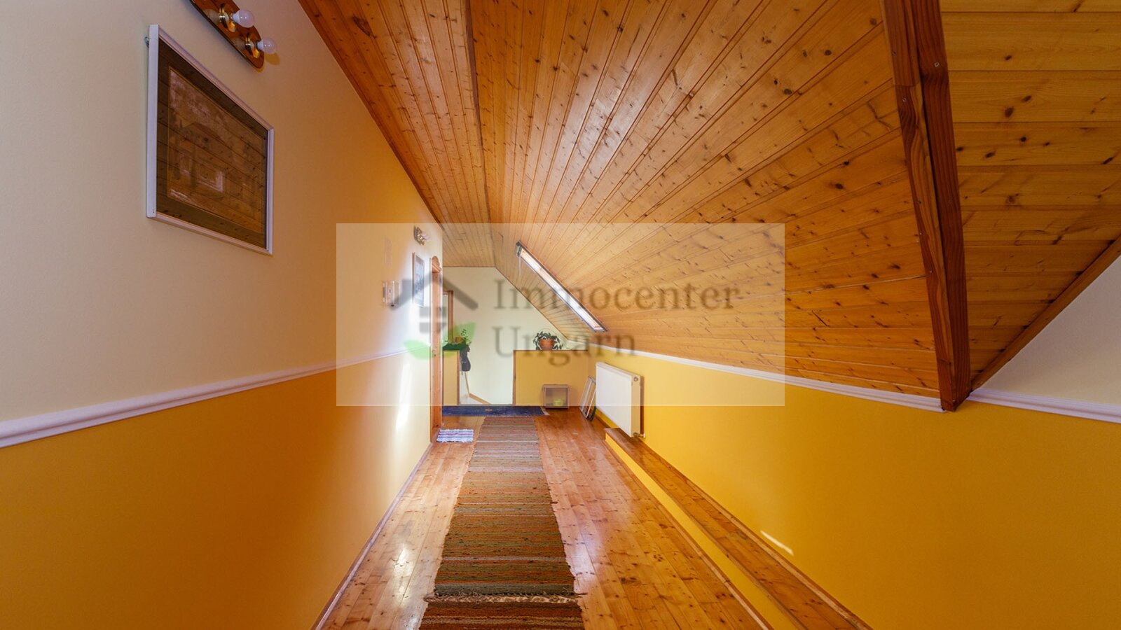 (AAAB) Well-established inn with guest rooms in the Zalatal