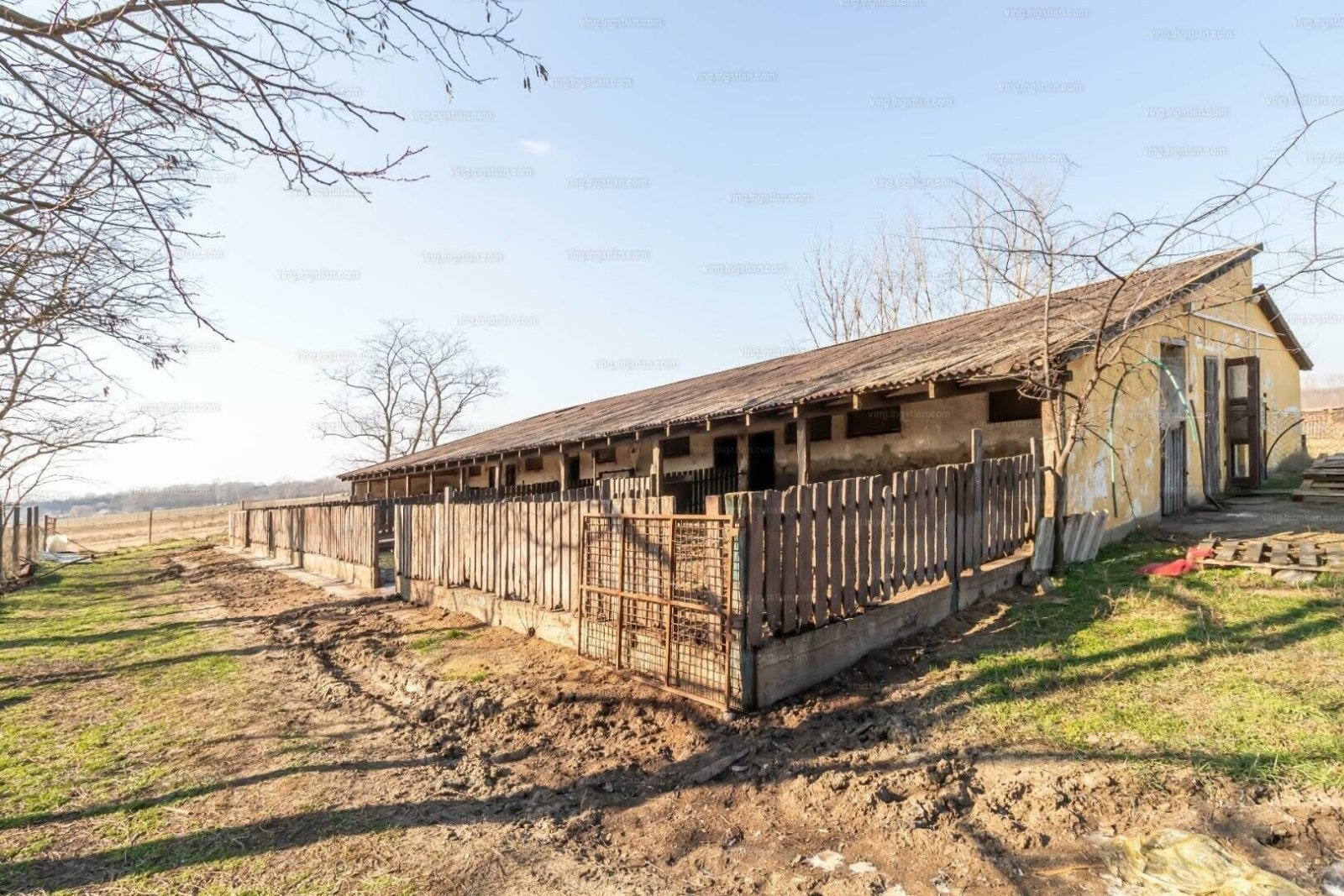 Agricultural property for diverse use