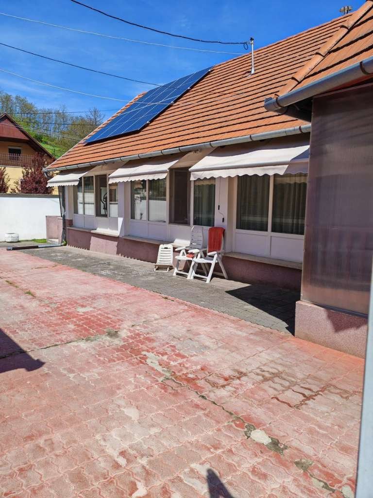 Dunaszekcso: Outstanding country house in a beautiful location, everything is just right! (AAA) 