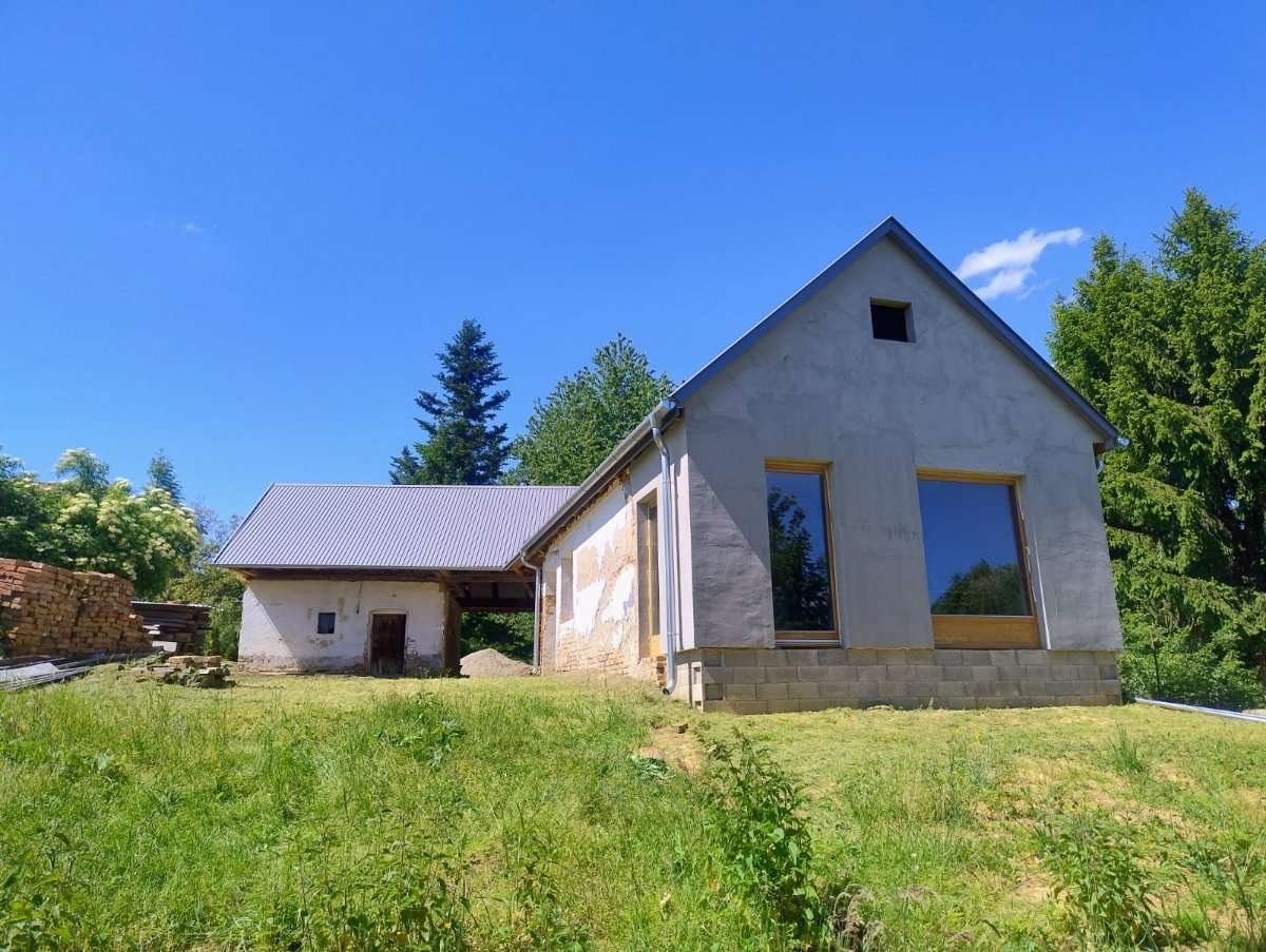 Felsőszölnök: Panoramic farmhouse on a hill, a gateway to a life close to nature 