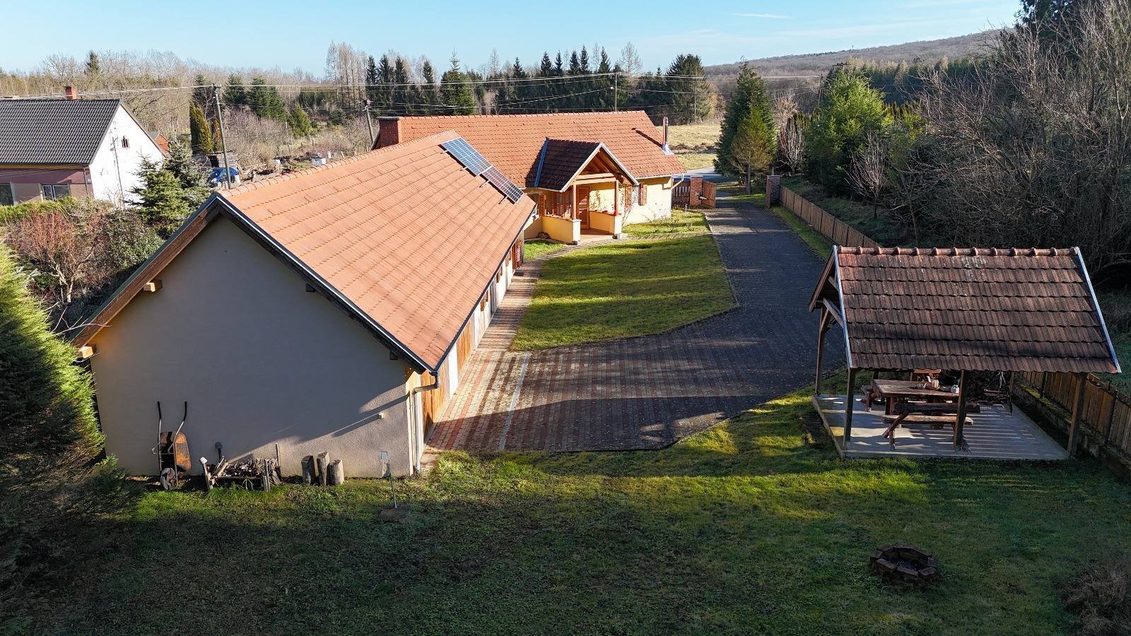 Csörötnek: 1 house + 2 apartments on the Austrian-Hungarian border – in the national park! 