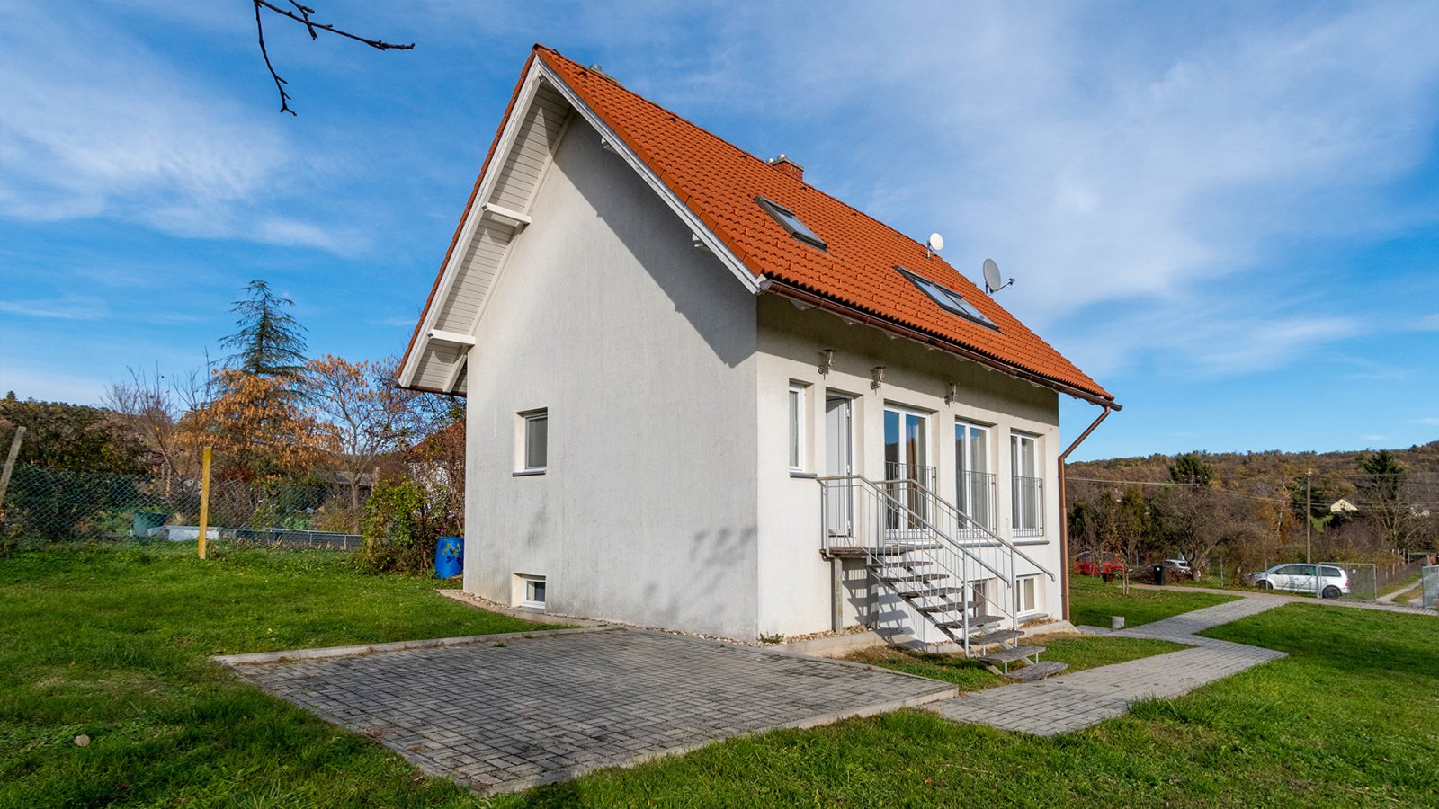 Balatongyörök: Solid, bright and spacious single-family house in a good location (AAA-33772) 