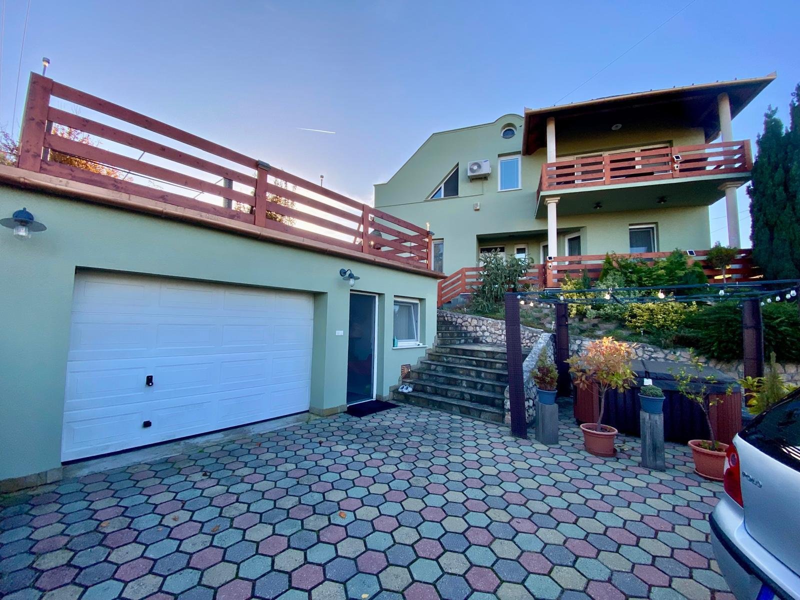 Zalakaros: (AAA) 2-family house in a beautiful panoramic location near the spa town of Zalakaros 