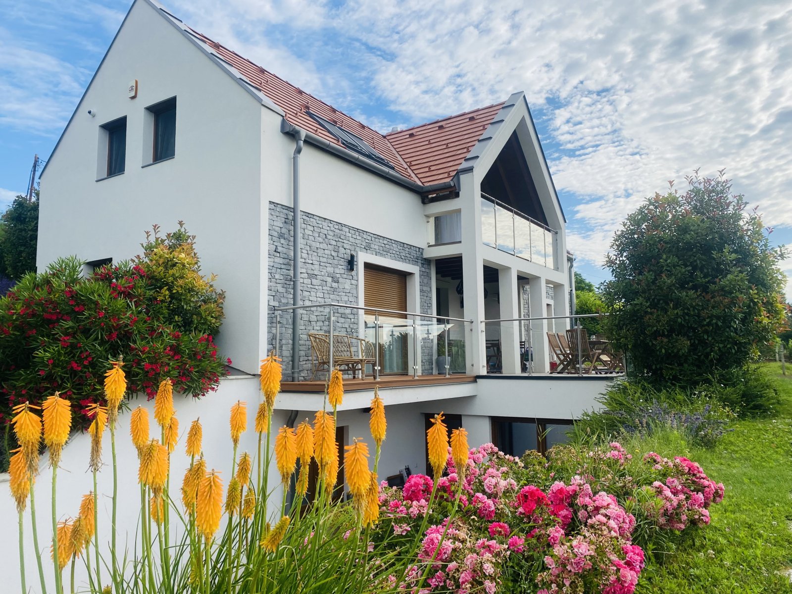 Paloznak: Apartment building / detached house in excellent condition Paloznak: Apartment building / detached house in excellent condition