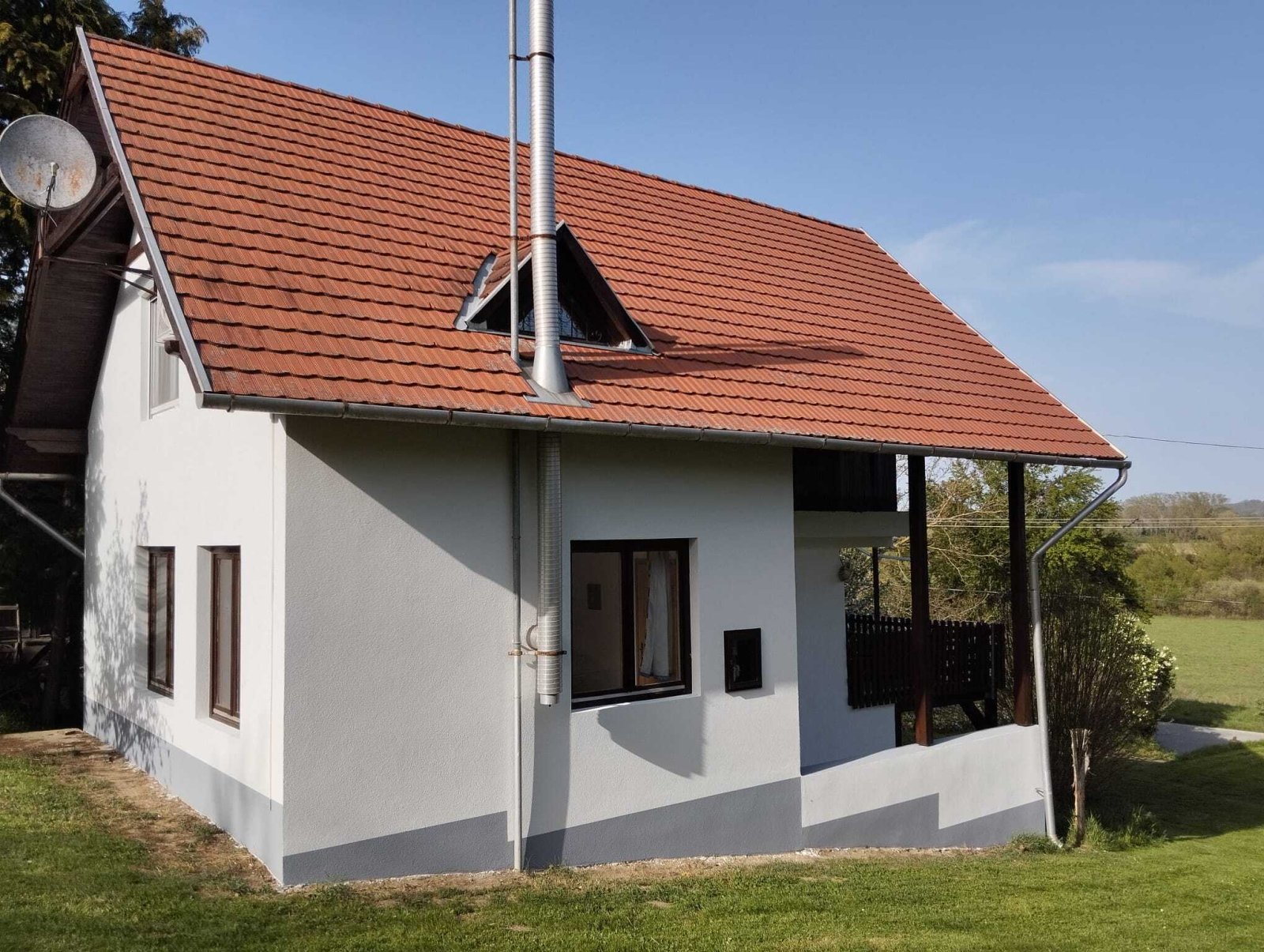Solid country house on the vineyard & additional pinze (BAA-CM19)