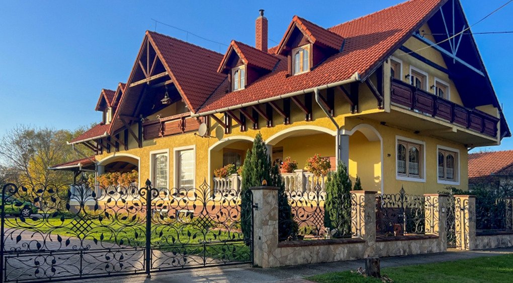 Somogysimonyi: Detached house on a quiet street 