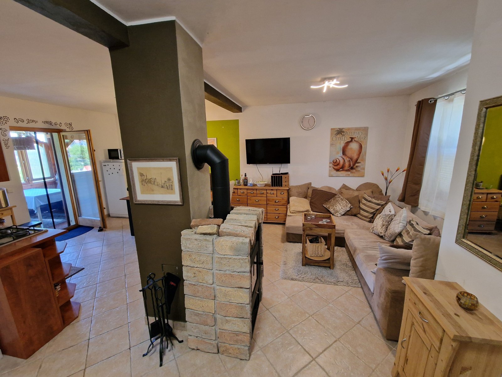 (AAAB) Cozy, quiet, professionally renovated, with guest apartment on Lake Balaton