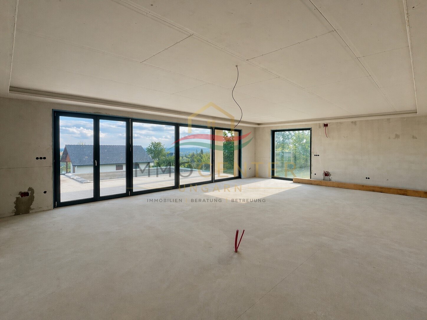 Luxurious property with panoramic views of Lake Balaton