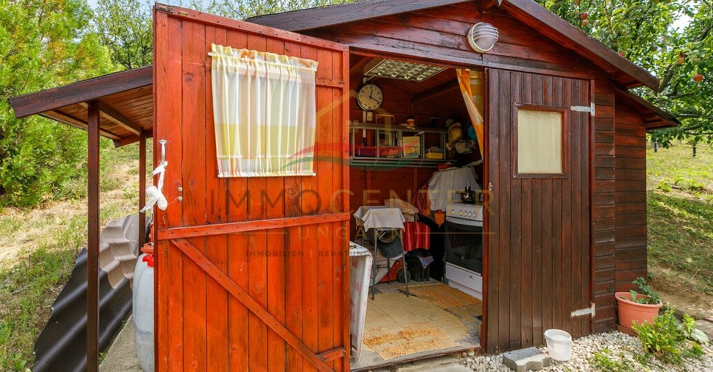 Detached house in a quiet, family-friendly area