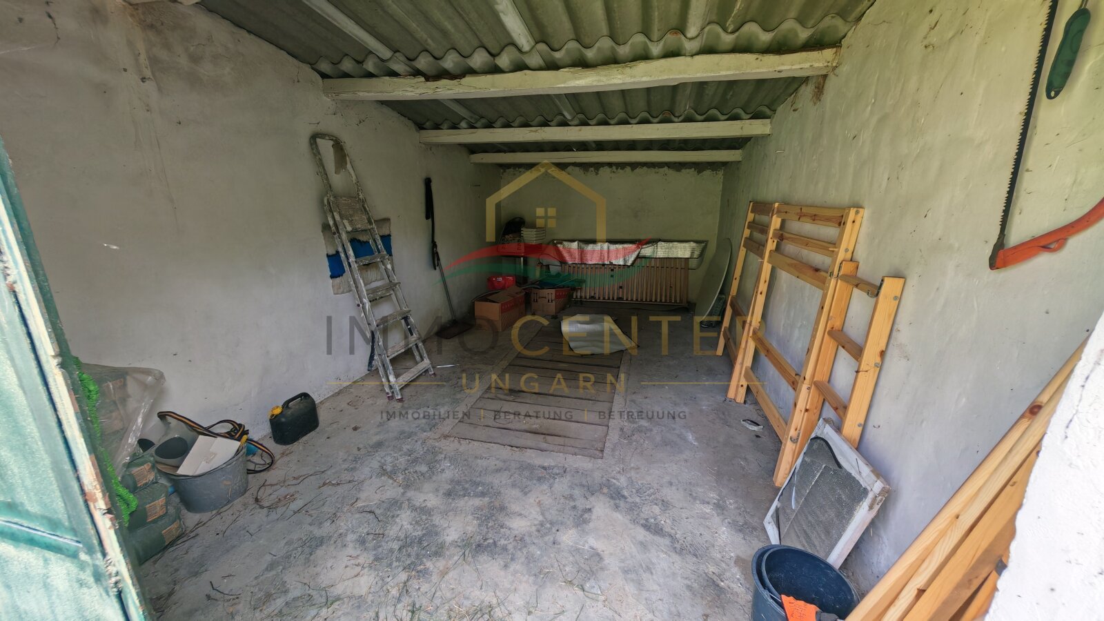 Detached house in a quiet, family-friendly area