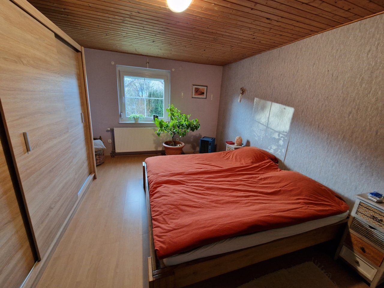 (AAAB) Two-family house with a large plot of land in a quiet location