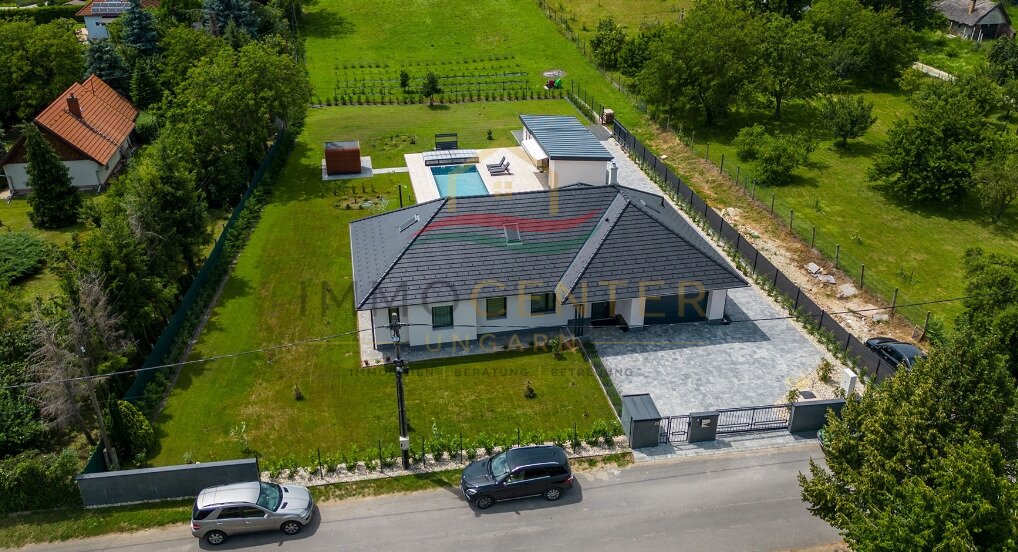 Newly built, exclusive detached house