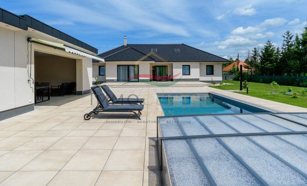 Newly built, exclusive detached house
