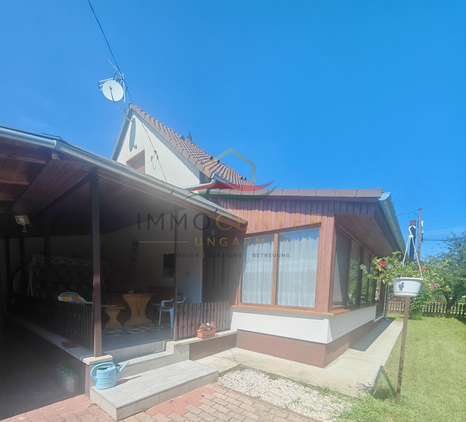 Holiday home only 150 meters from the water