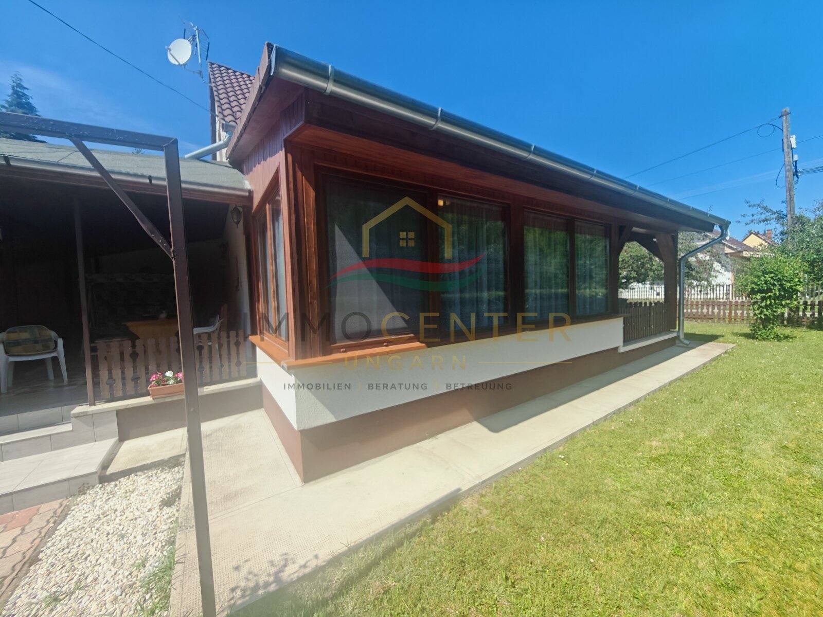 Holiday home only 150 meters from the water