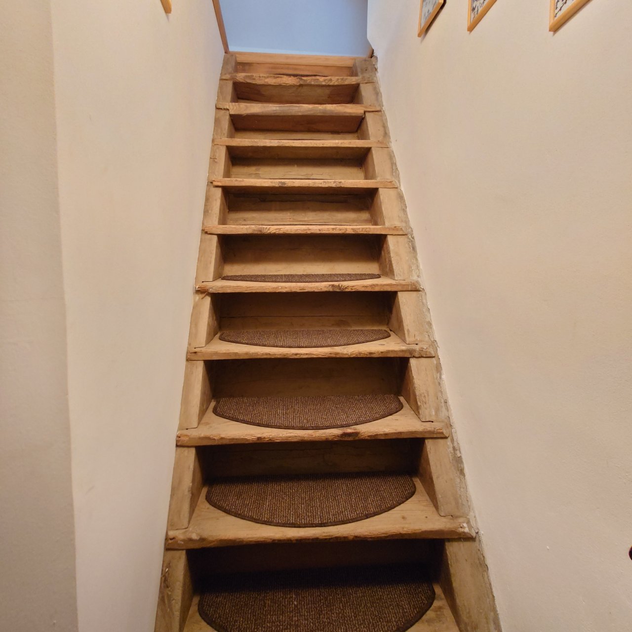 steps to the attic