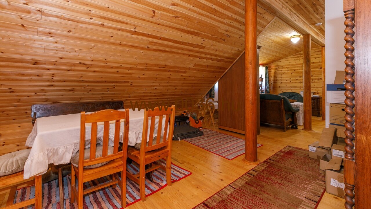 immocenter-hungary-house-buy-33563-hallway-top1