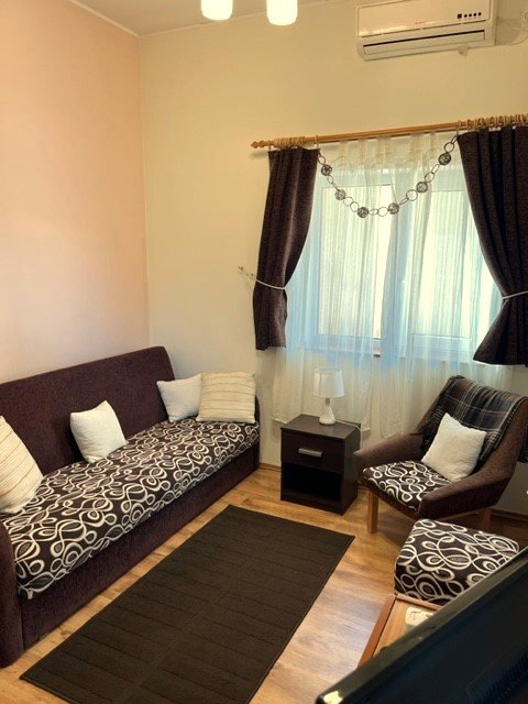 IMG IMG