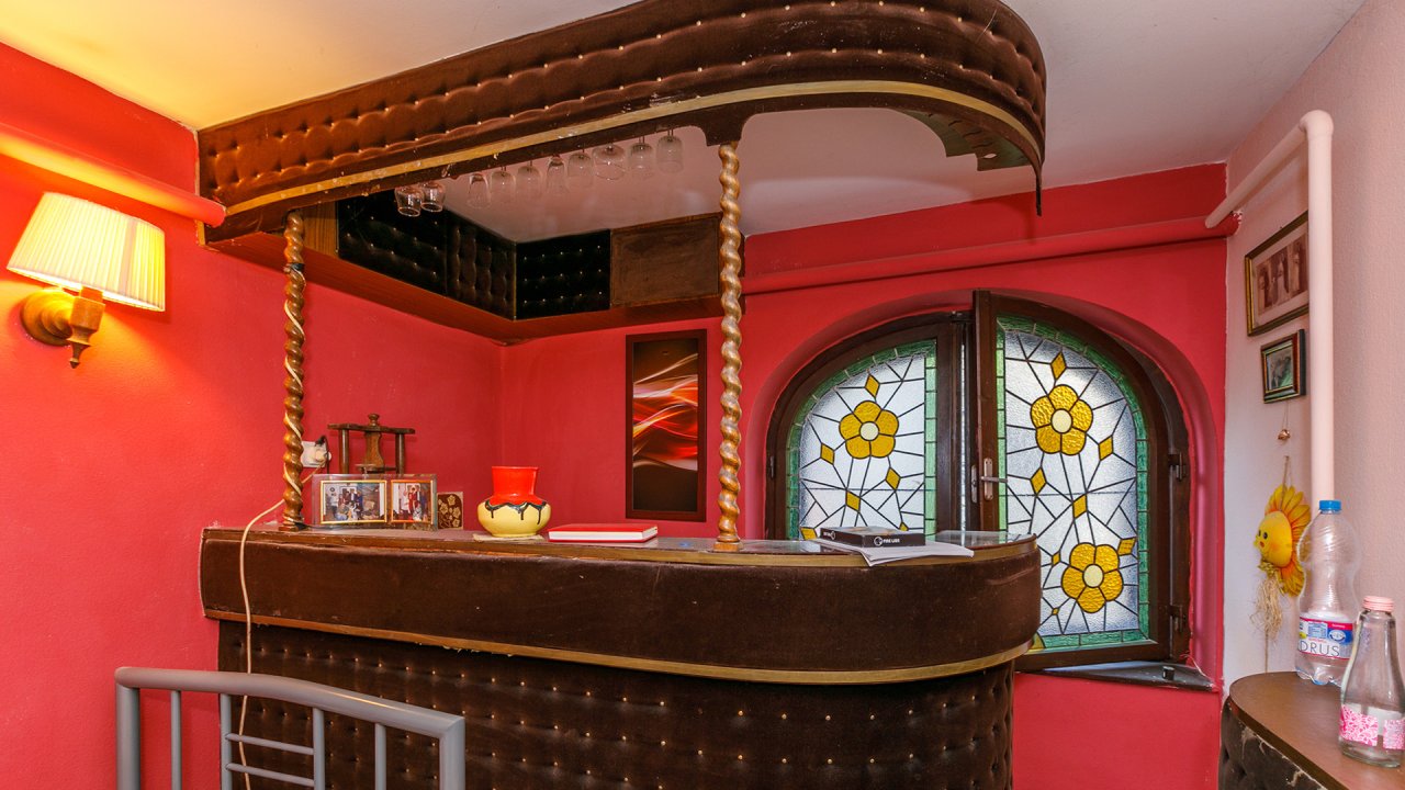 Bar on the ground floor