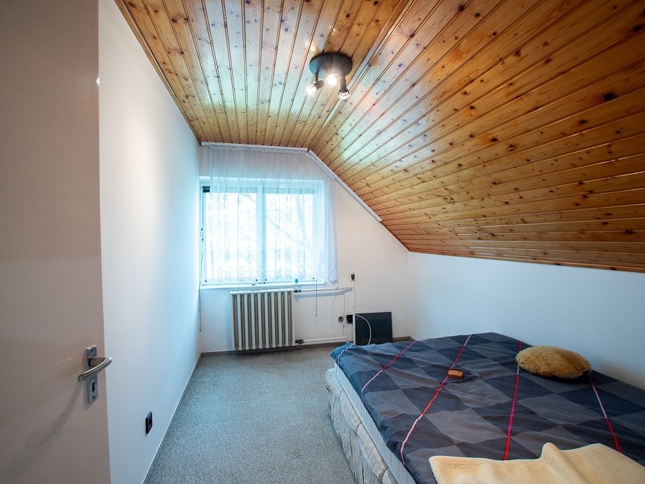 Upper floor room, picture Upper floor room, picture