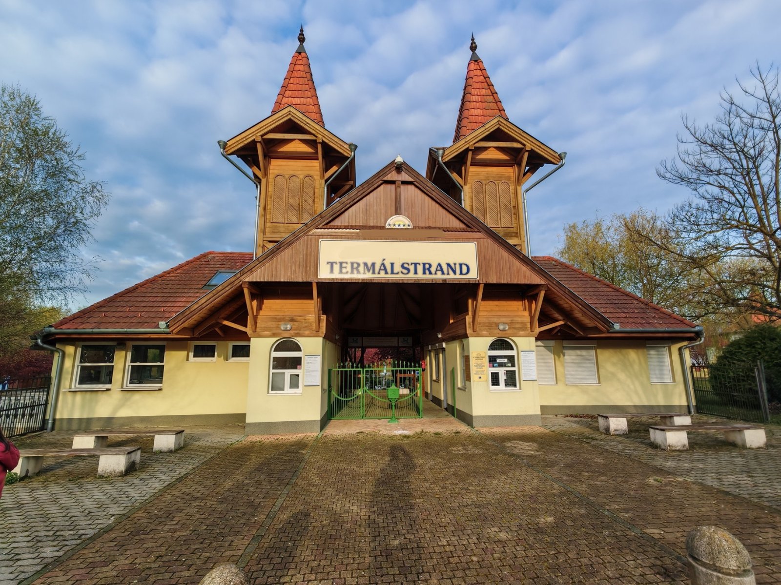 bei Zalaegerzeg: Thermal bath with campsite & various open spaces (ABA-CM202) 