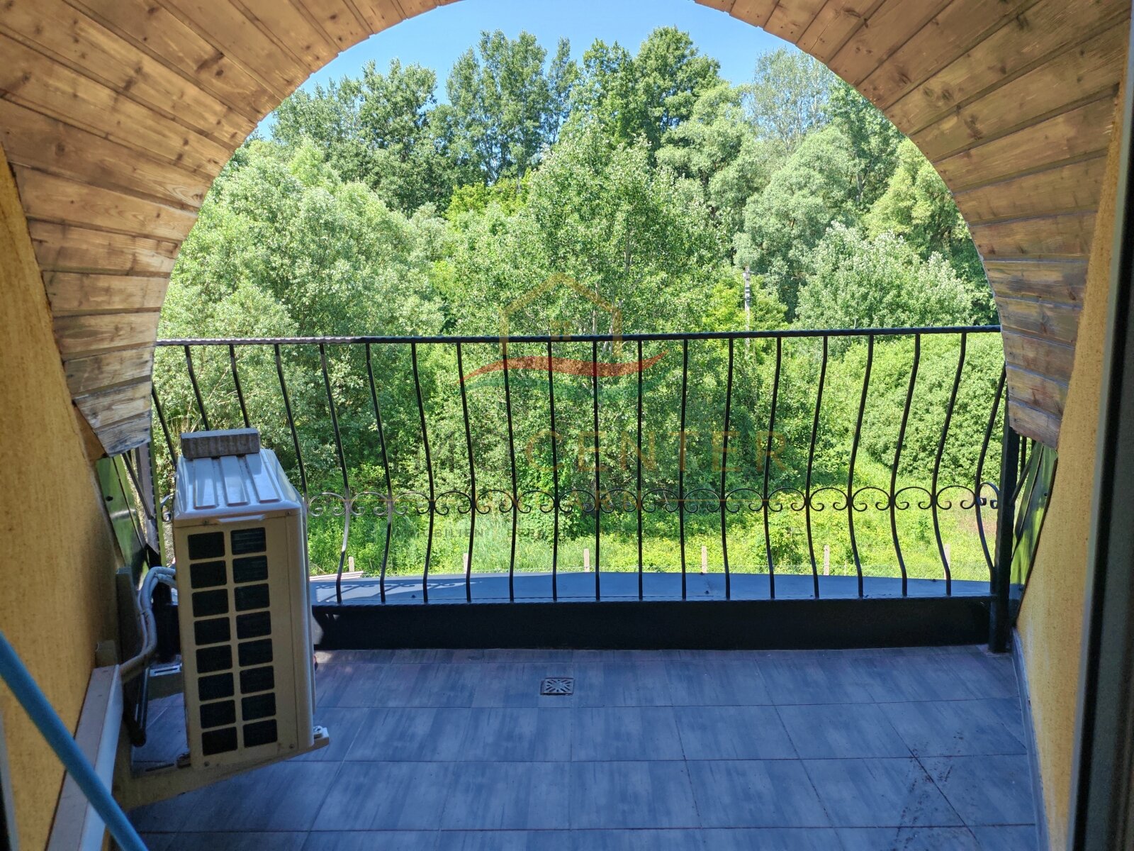 balcony balcony