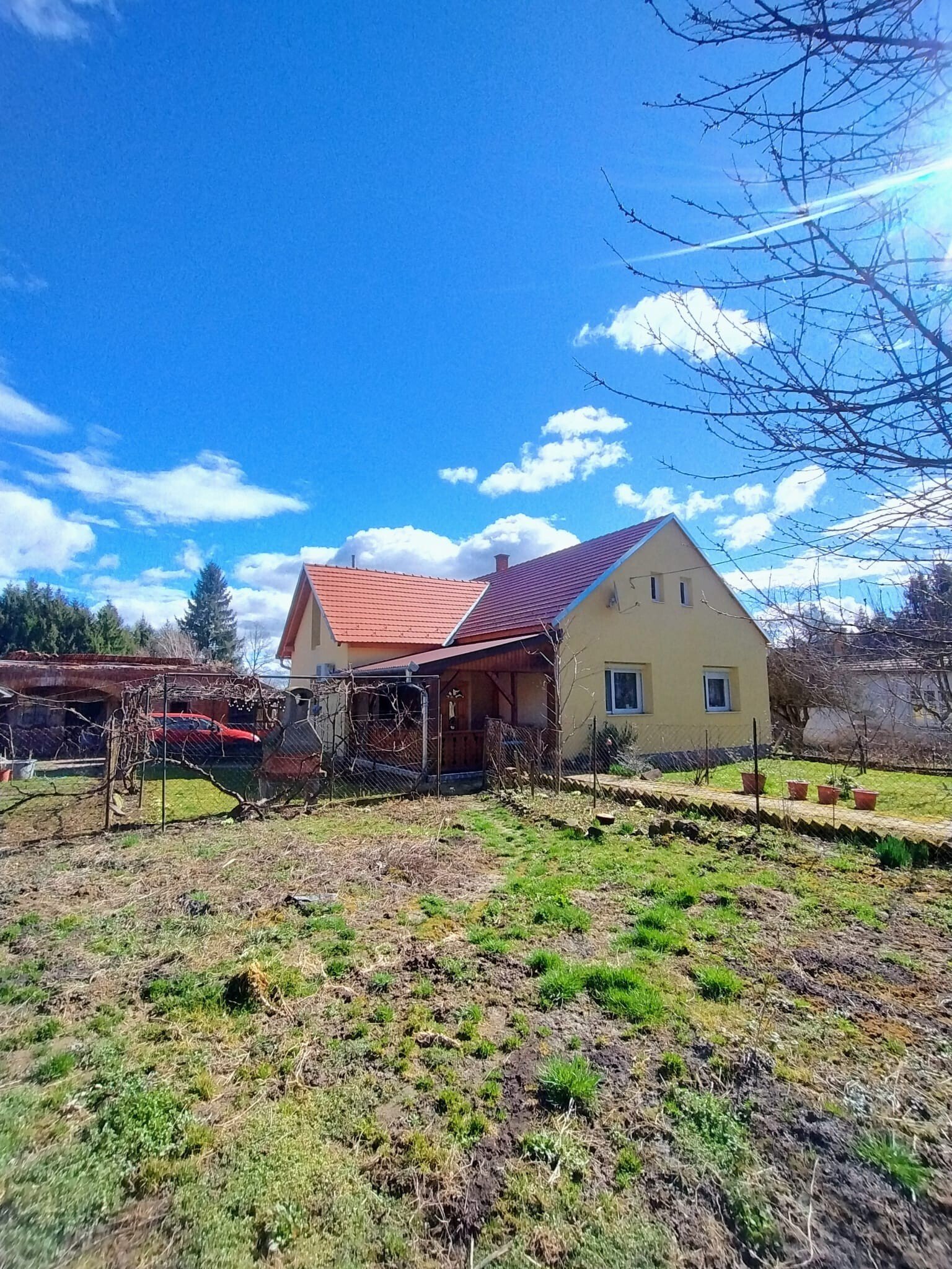 Őriszentpéter: Casa de campo al borde del bosque, ideal para autosuficiencia y cría de animales (AAA) 