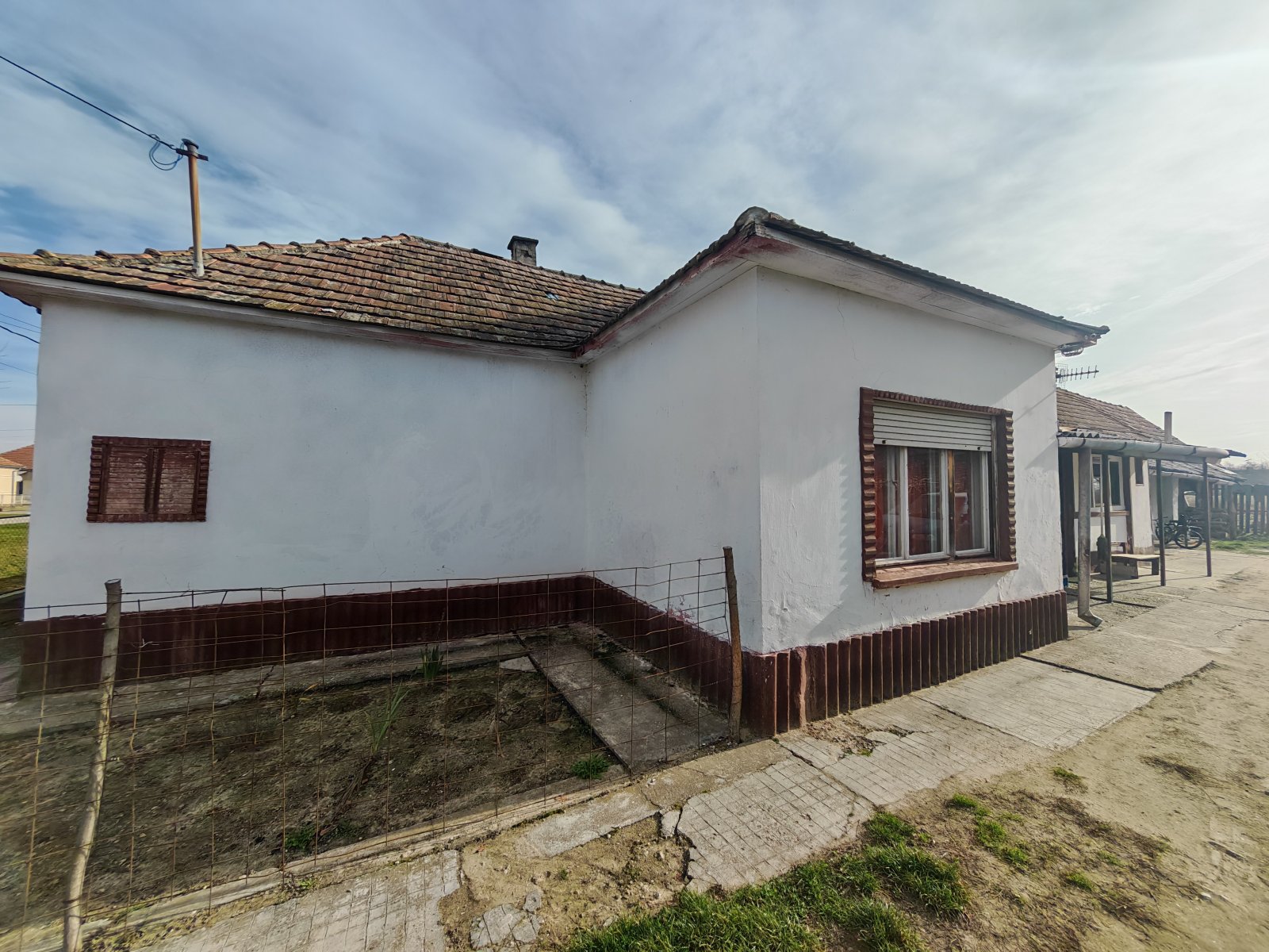 Görgeteg: Casa para reformar en zona tranquila. 