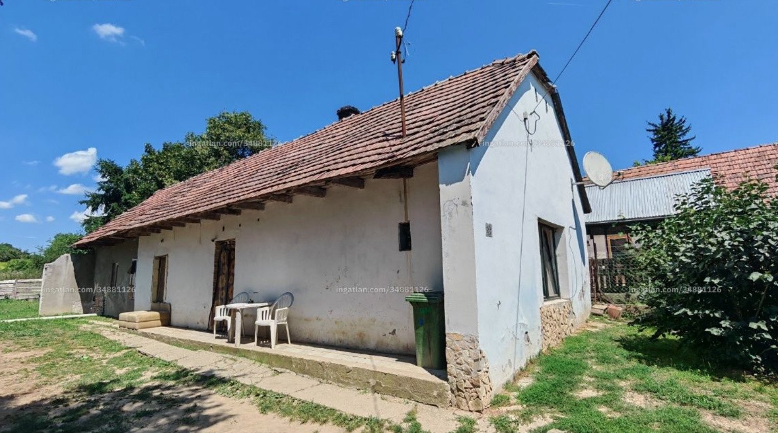 Kisbárapáti: Casa para reformar en zona tranquila. 