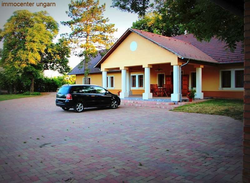 bei Bikács: AA mansión renovada de los Baron Bernrieders 