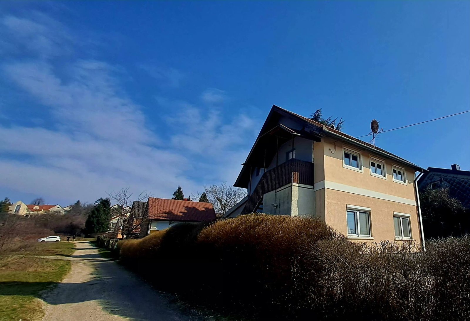 Keszthely: Casa unifamiliar reformada en un entorno tranquilo y natural. 
