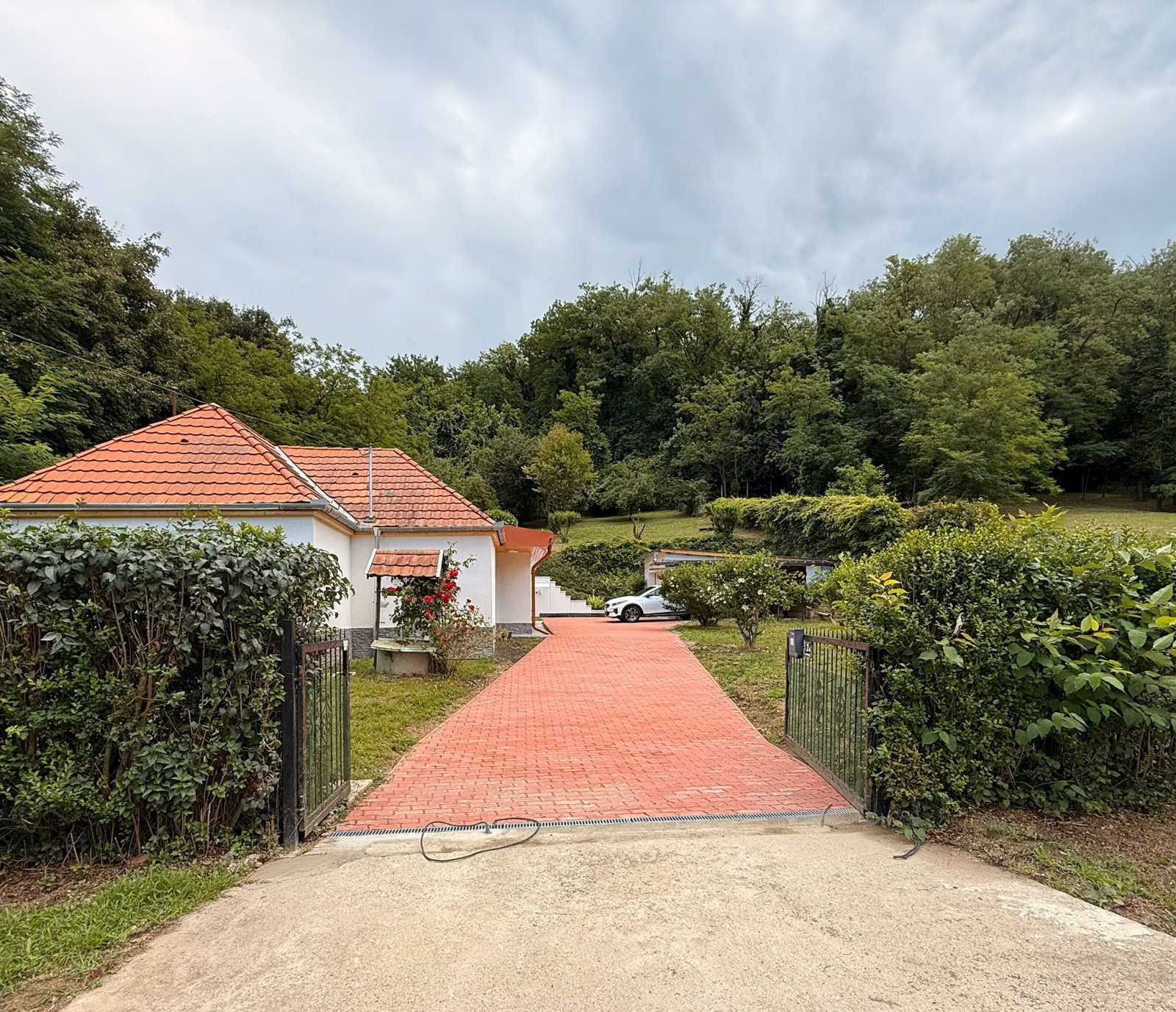 Csáford: Casa familiar renovada en una zona tranquila en el encantador valle de Zala. 