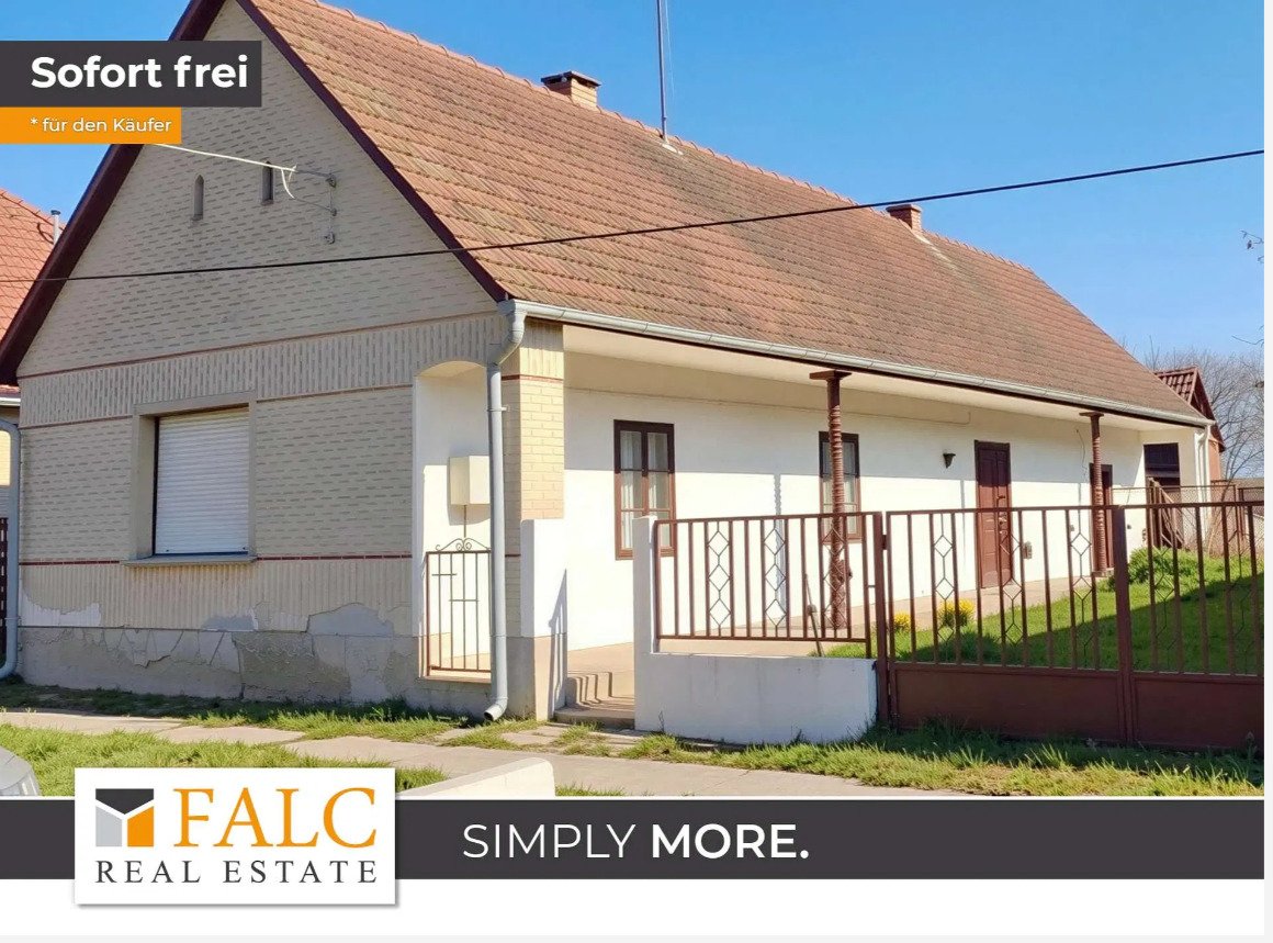 Somogyszil: Casa de pueblo que necesita reformas, disponible a bajo precio para trabajadores de la construcción. 